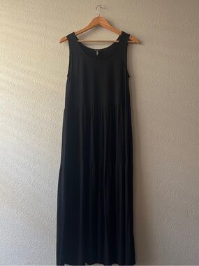 Eileen Fisher Black Sleeveless Tiered Maxi Dress Small